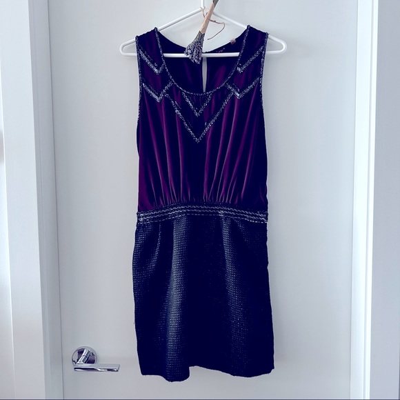 Small Cocktail/Party Dress - Picture 1 of 6